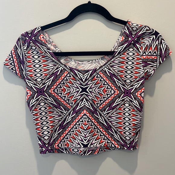 Garage Scoop Neck Cropped T, Size M, Purple and Orange, NWOT - Picture 2 of 4
